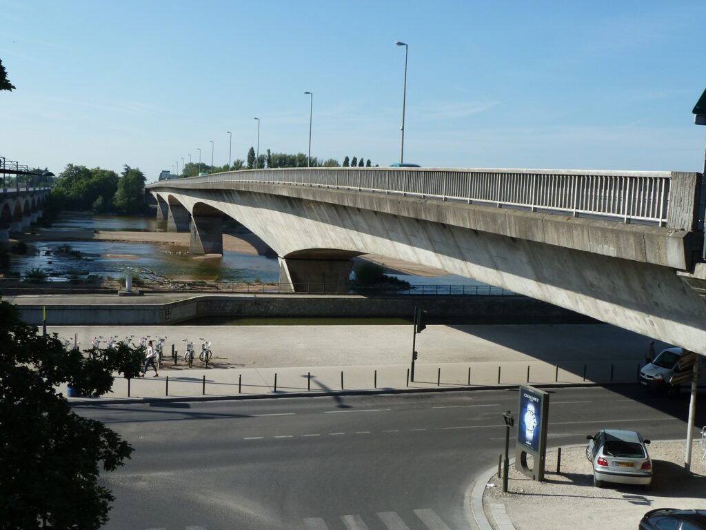 Pont Thinat R